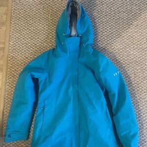 Roxy winter jacket. Gore-Tex and thinsulate. Size m. Snowboarding or skiing